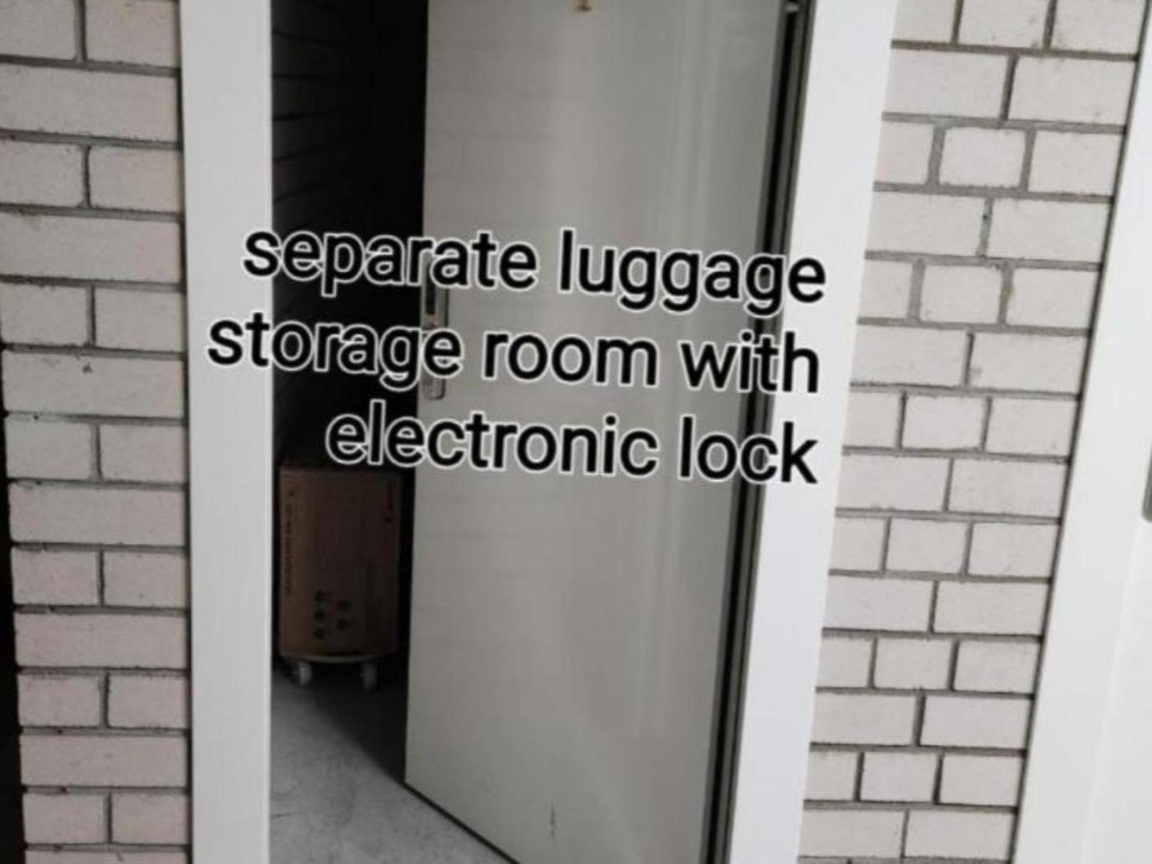Happy Inn Just Studio, Self Check-In-24X7,Parking-In-The-Underground-Garage ヴィリニュス エクステリア 写真